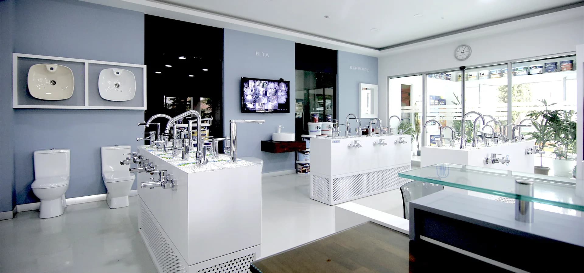Eca Serel Dost Boya Showroom